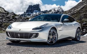 Ferrari GTC4Lusso 2016 года
